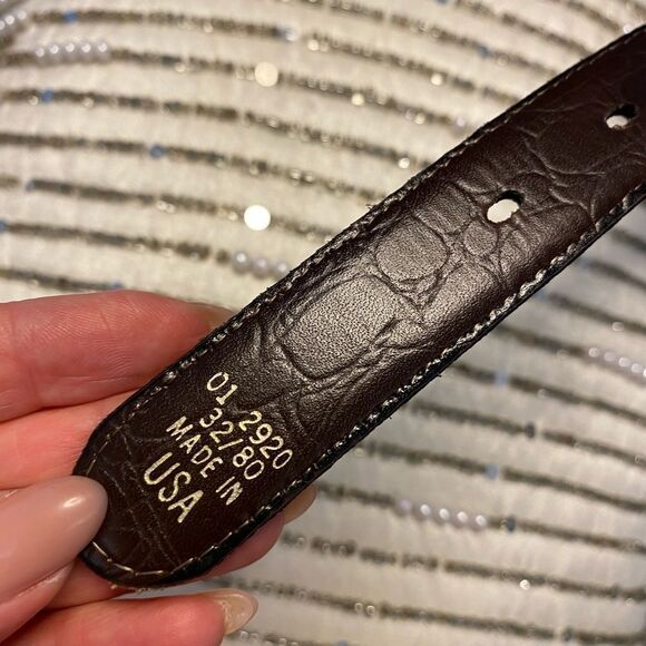 Vintage genuine leather belt, 37” - Picture 7 of 7